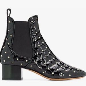New Valentino Garavani Rockstud Chelsea Spike Short Ankle Boot Black Patent 39